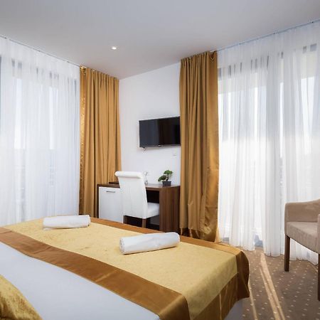 Hotel Perla Рогозница Екстериор снимка